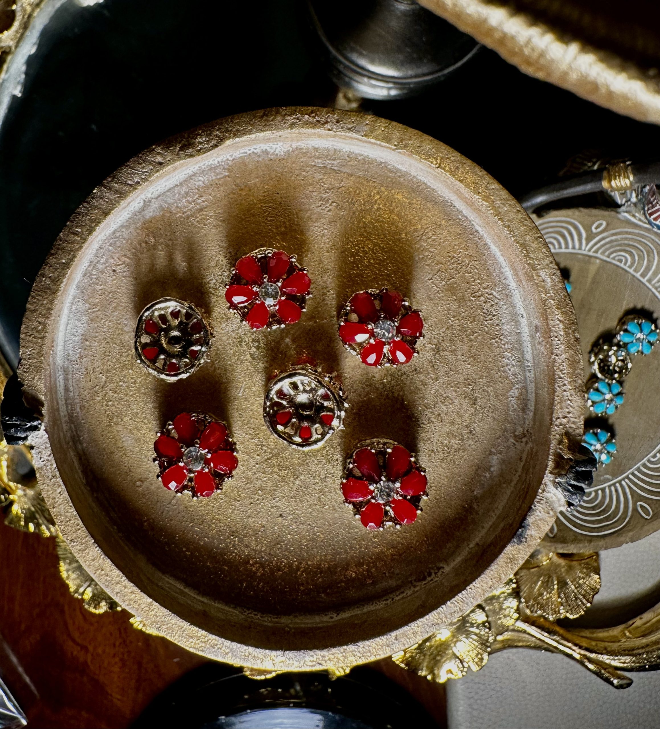 Ruby Flower Metal Buttons - Image 2