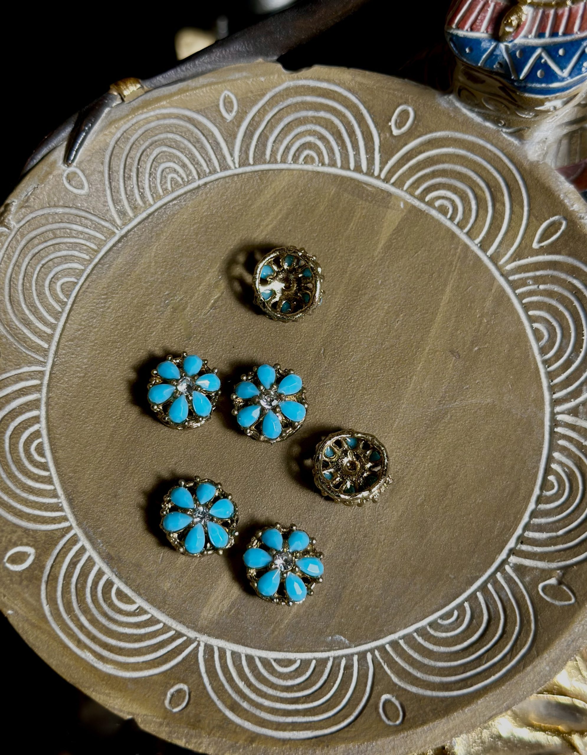 Turquoise Flower Metal Buttons - Image 2