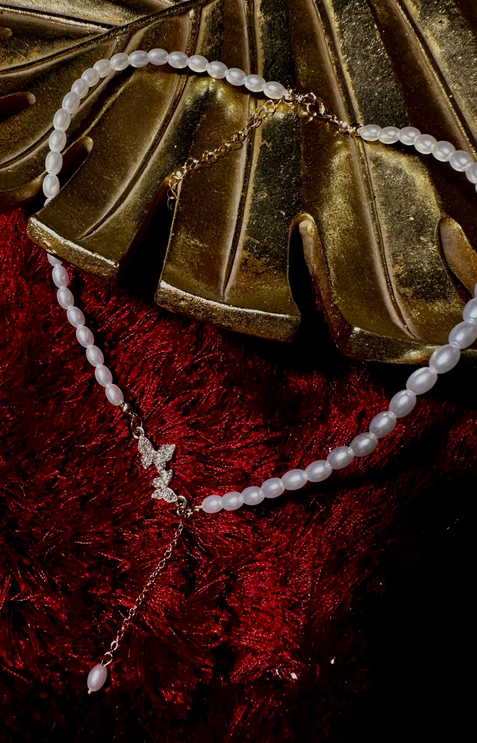 Rhinestone & Pearl Water Drop Necklace - Image 3