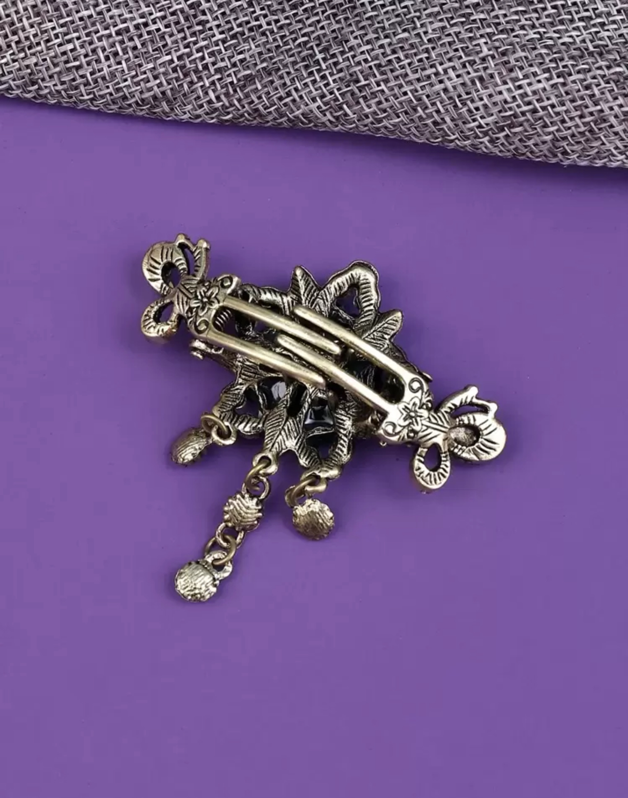 Rhinestone Detail Feroza Hair Clip - Image 3